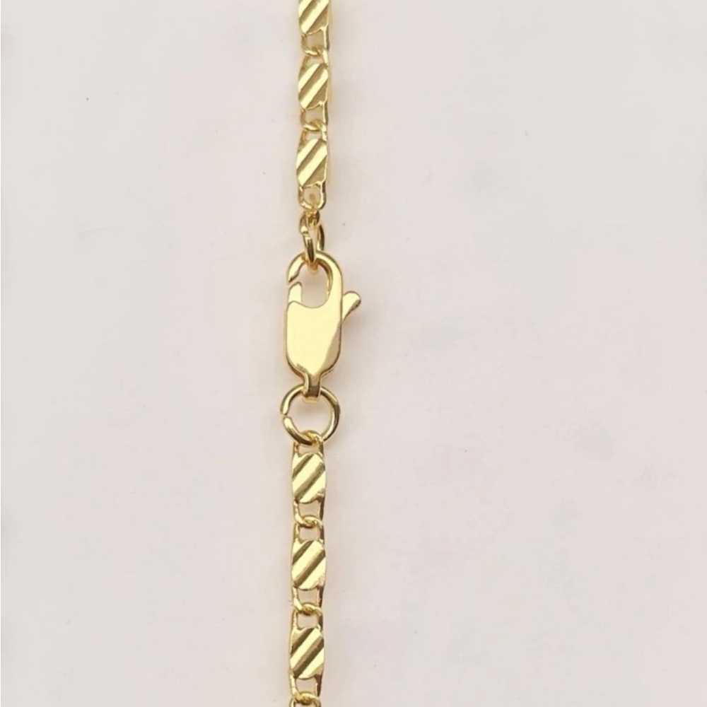 18 Inch Gold Chain Unique Style - Picture 2 of 4